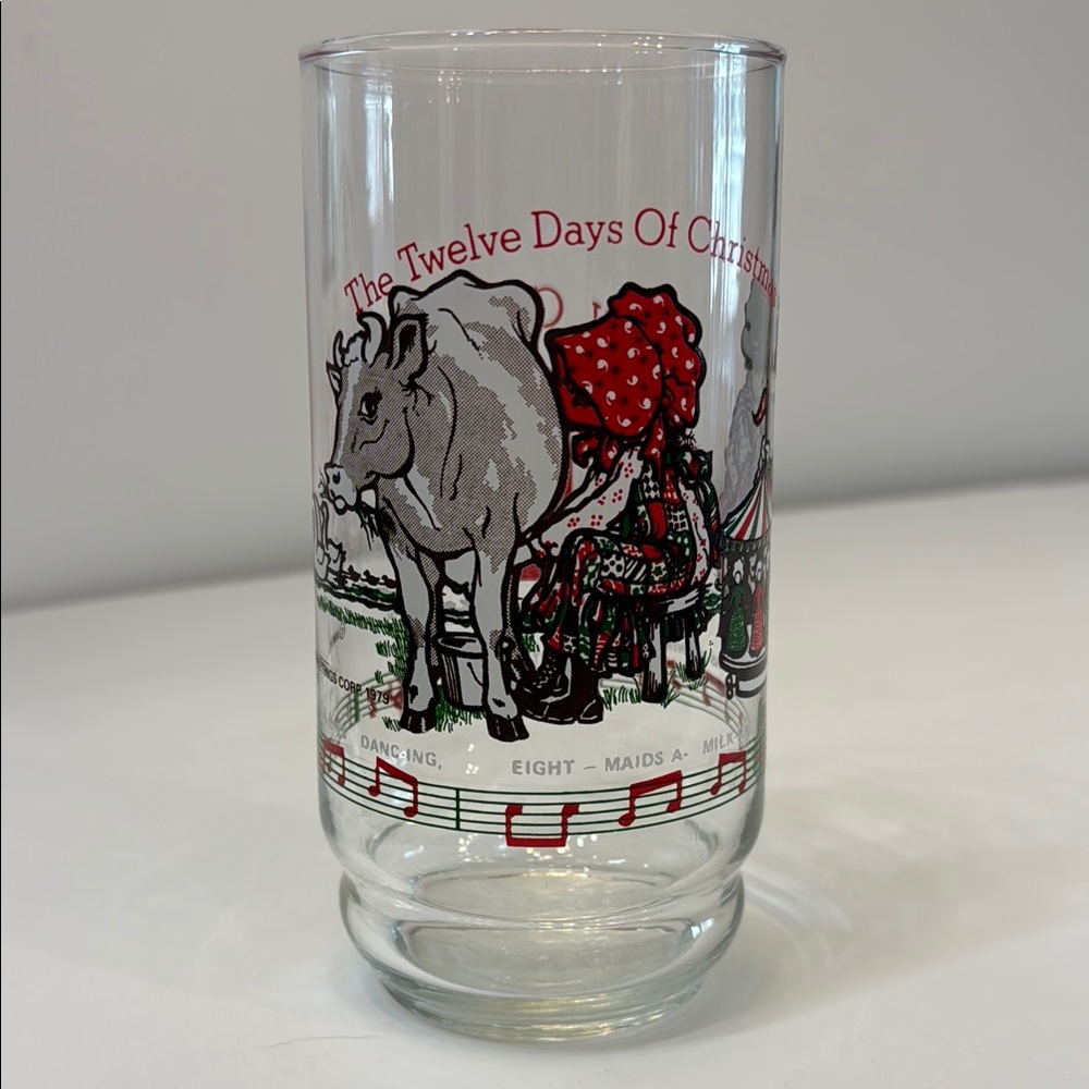 Vintage 70's Holly Hobbie Christmas Themed Glass Tumbler